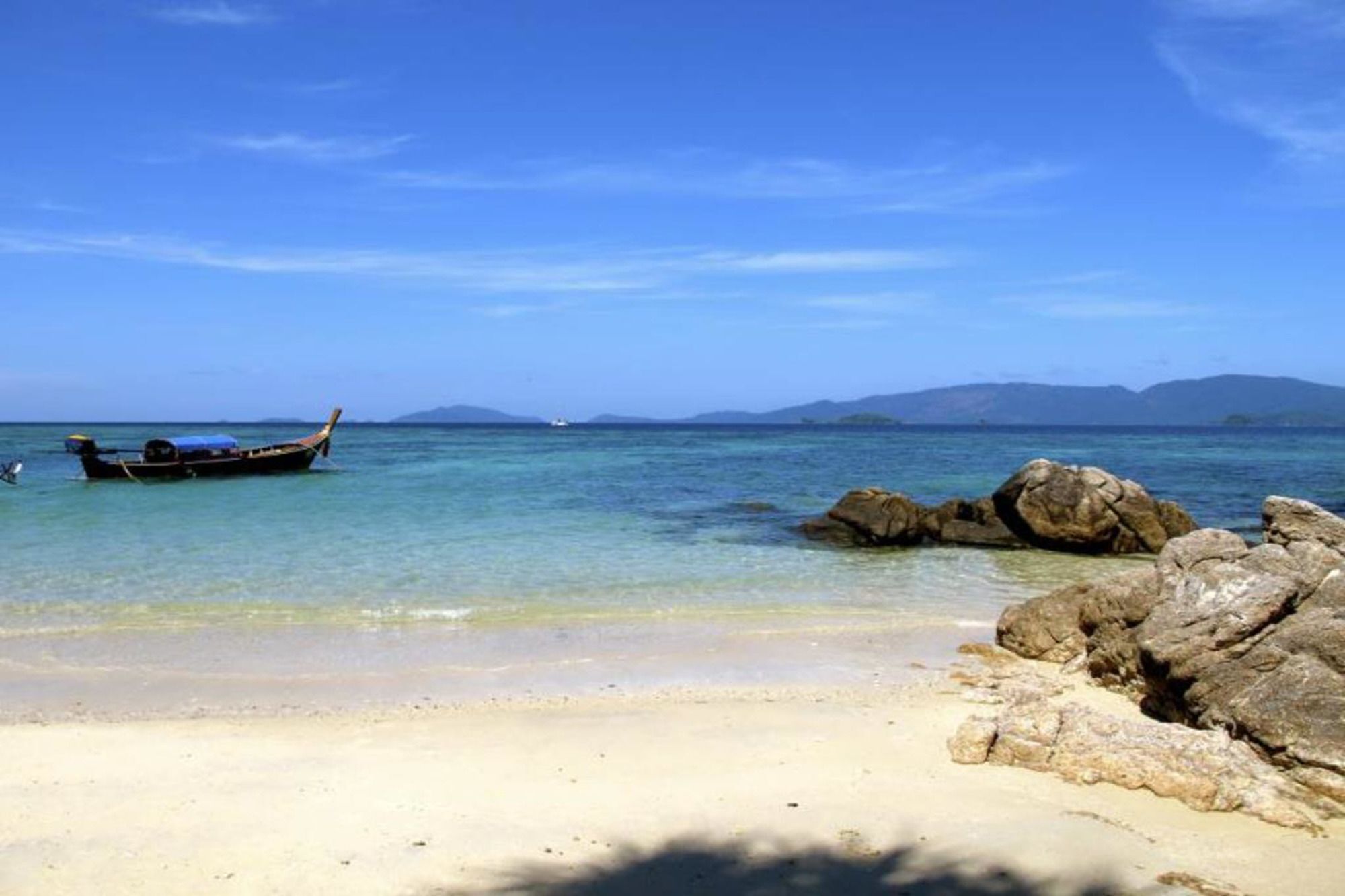 Pitiusas Beach Resort Koh Lipe Buitenkant foto