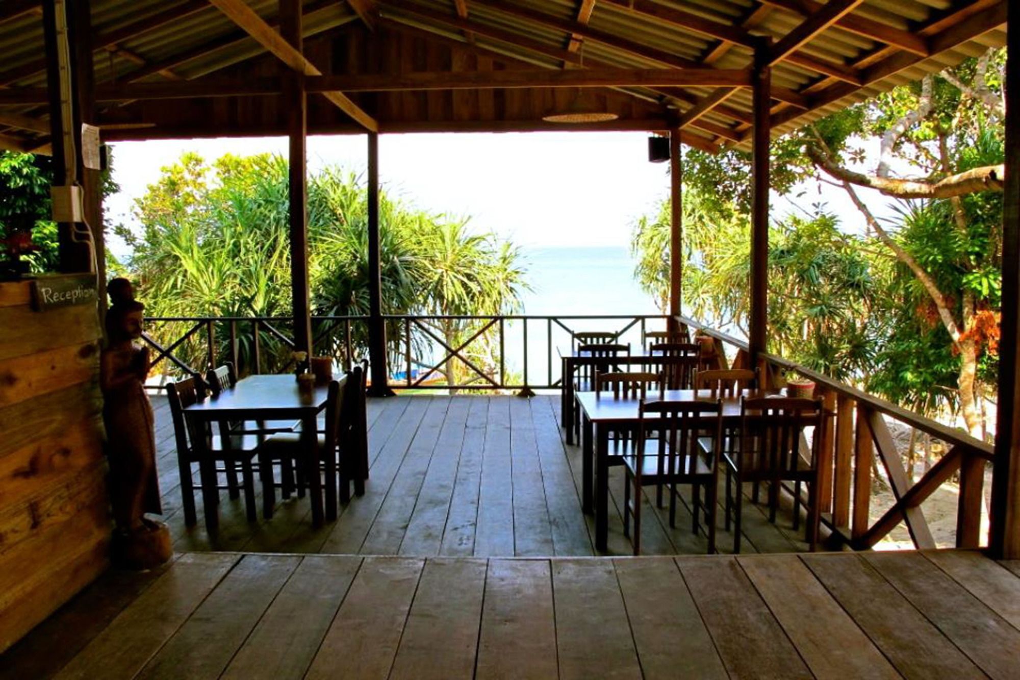 Pitiusas Beach Resort Koh Lipe Buitenkant foto